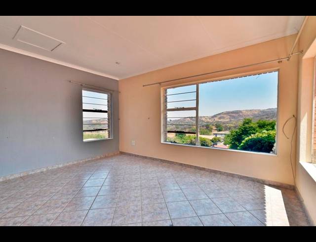 3 BEDROOM HOUSE FOR SALE IN GLENVISTA